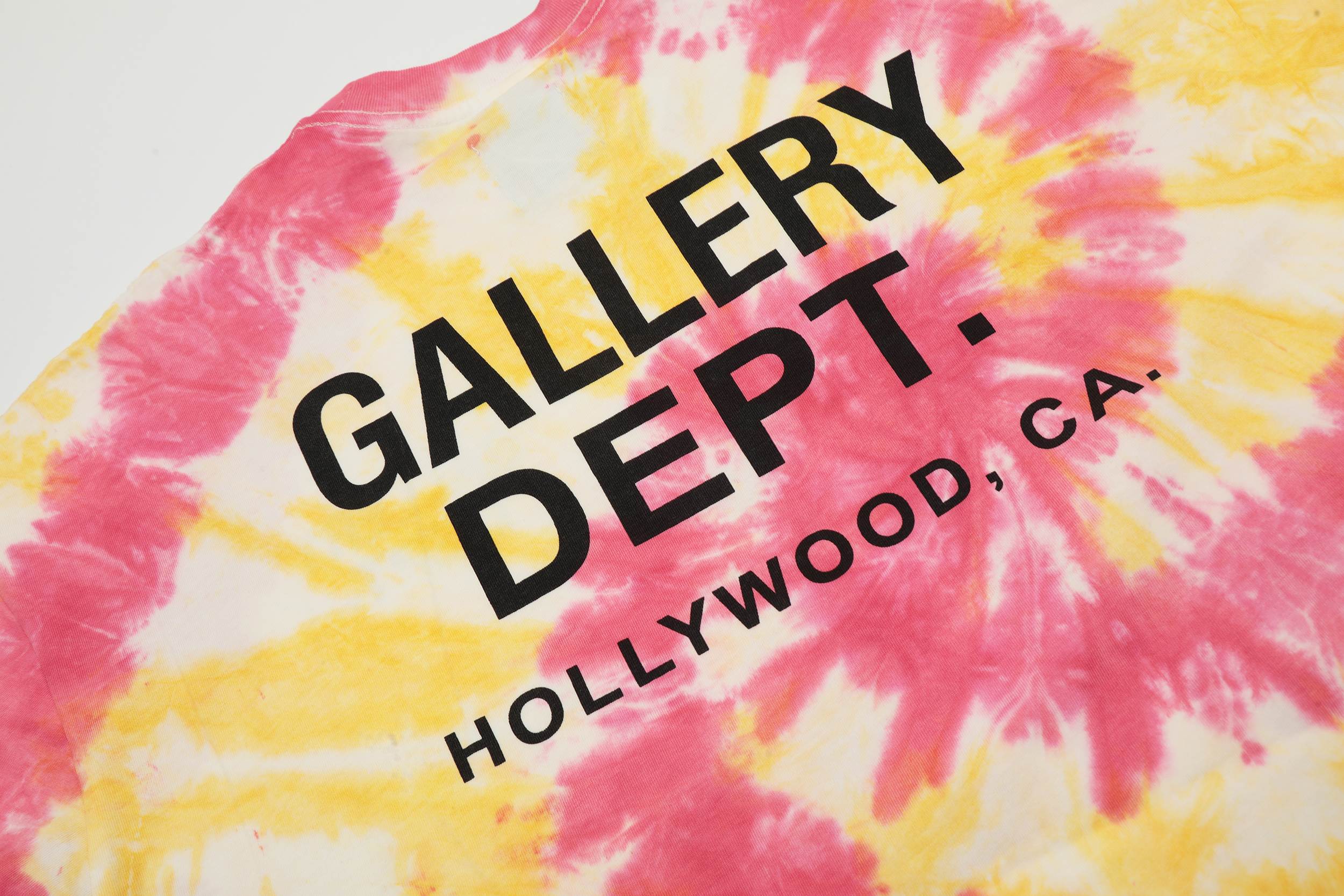 GALLERY DEPT New T-shirt D98
